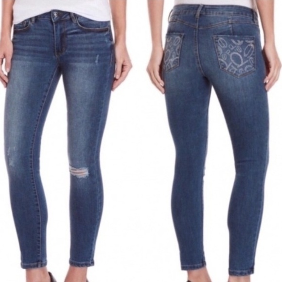 bebe Jeans rhinestone pockets NWT - Picture 1 of 8